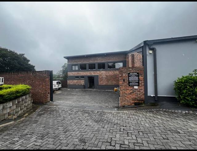 WAREHOUSE FOR SALE IN HILTON CENTRAL